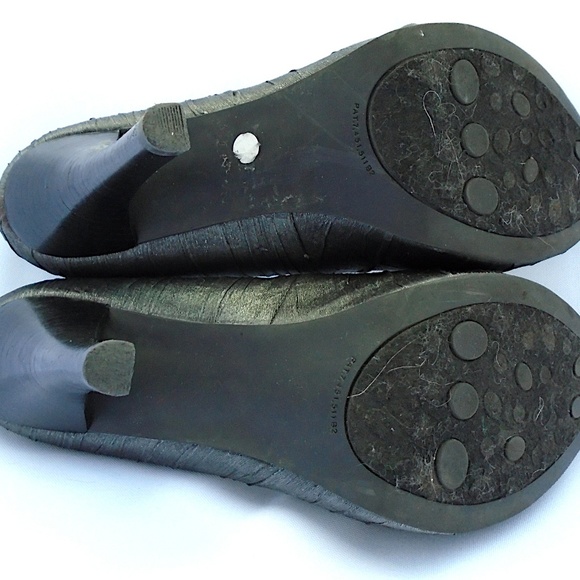 Carlos Santana Privilege Metallic Grey Heels 8 - Picture 5 of 8